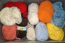 Lucky Dip 500g Mystery Wool Balls Yarn Knitting Crotchet Craft Job Lot Mixed ±5%