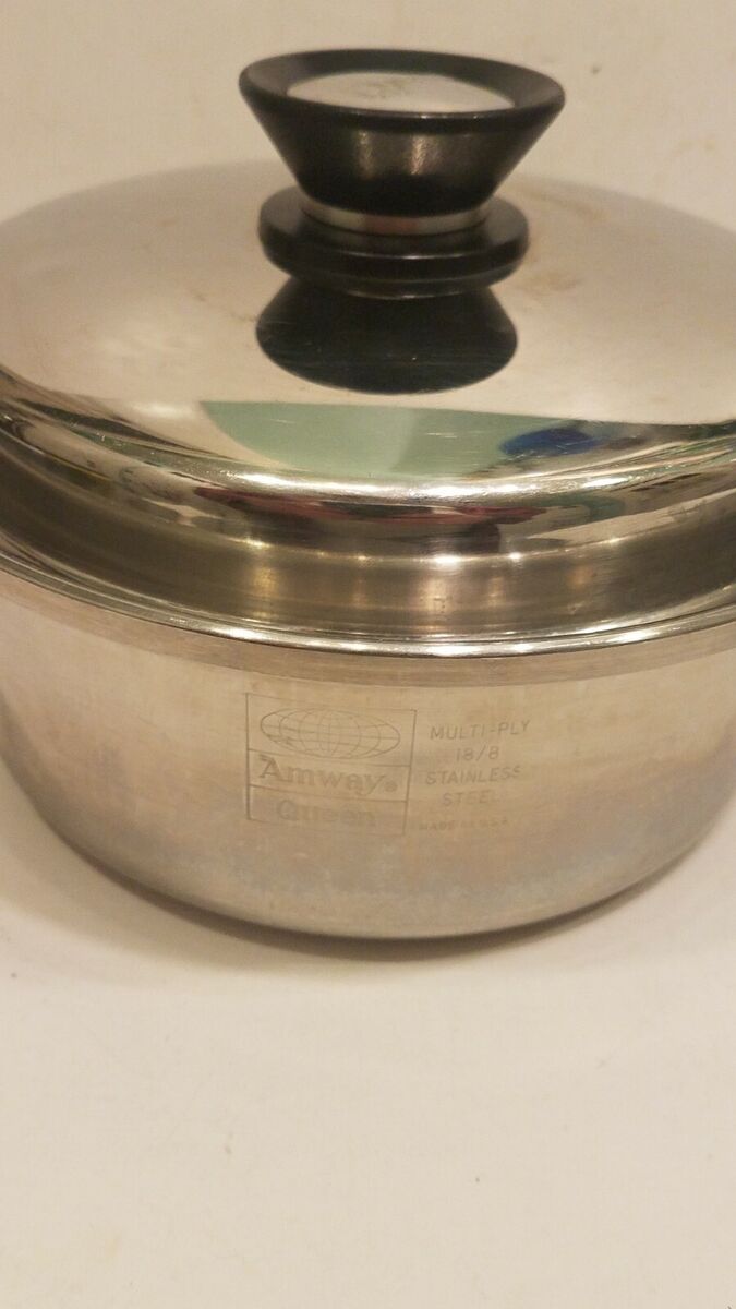 Amway Queen Vintage Stainless Steel Cookware 1-1/2 qt Sauce Amway Queen Vintage Stainless Steel Cookware 1-1/2 qt Sauce