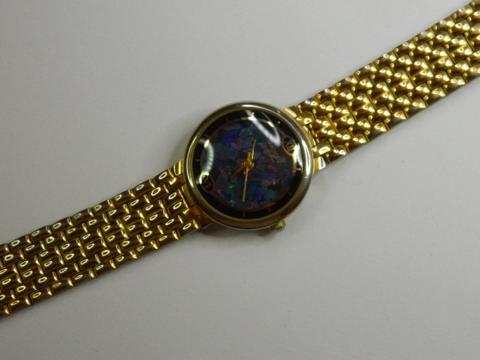 BONITO RELOJ HELBROS MAGIQUE AZUL ESFERA MOSIAC CUARZO DORADO DAMAS - BATERÍA NUEVA FUNCIONA Foto 4 de 4