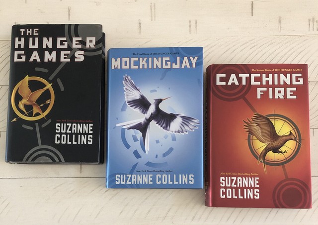 Hunger Games Trilogy (Box set) by Collins, Suzanne Book The Fast Free