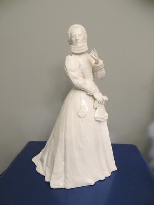 RARE Royal Worcester Queen Elizabeth I Porcelain Pure White