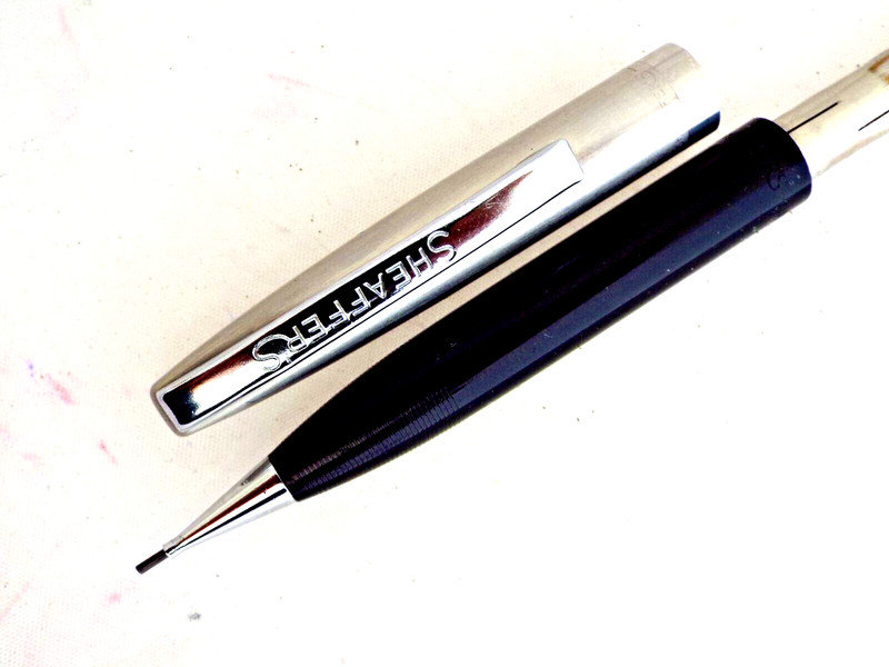 VINTAGE OLD Sheaffer's SILVER CHROME BLACK PENCIL 0.9 MM LEAD CARTRIDGE USA 1960
