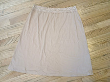 Vassarette Women's Slip Skirt Elastic Waist with Back Slit Vintage XL