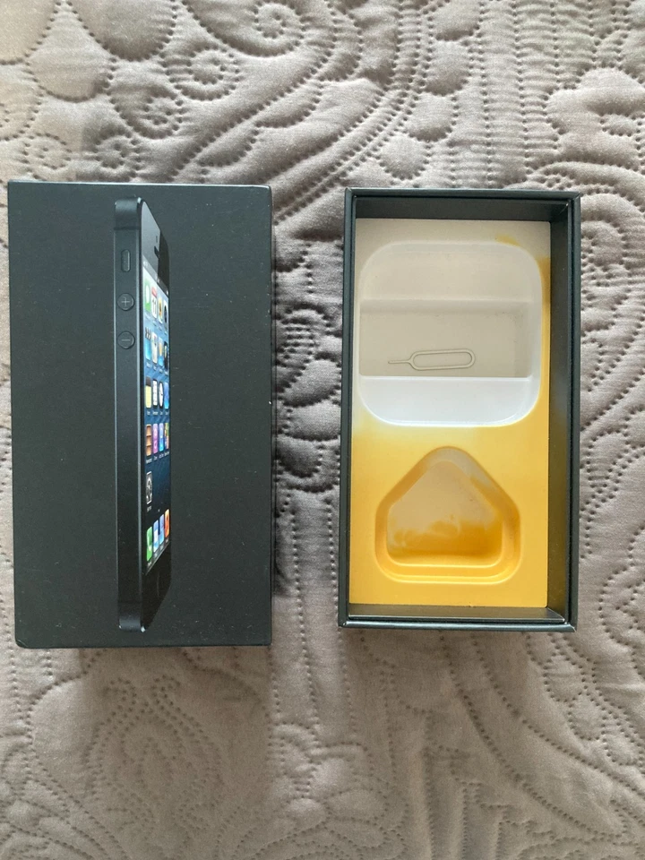 Apple iPhone 5 - 16GB - Black & Slate (Unlocked) A1429 (GSM) - Image 2 of 3