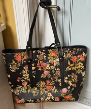Disney Alice Through the Looking Glass Coleen Atwood Large Black Tote Bag floral