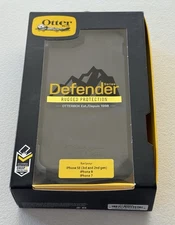 Otterbox Defender Case w/ Holster for iPhone 8 iPhone 7 iPhone SE 2nd Gen Black
