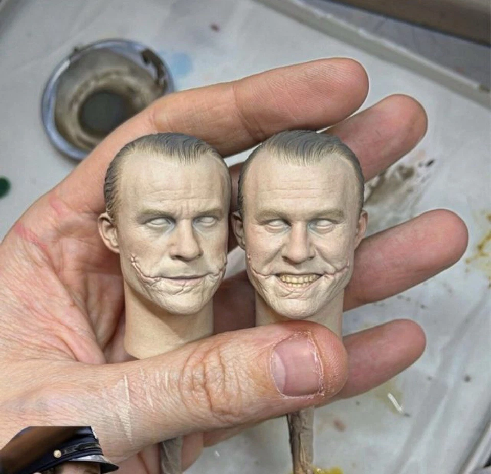 Joker Police 1/6 Figure No Hot Toys - Imagen 4 de 4