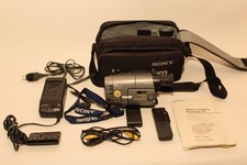 Sony Handycam CCD-TRV21 Video 8 Camcorder W/ Accessories & Case Tested Works