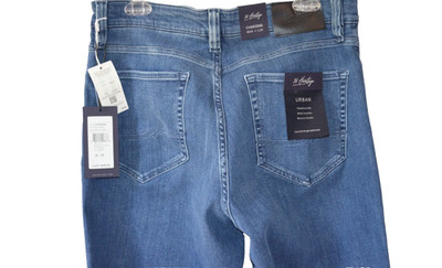 34 Heritage Mens Charisma Mid Urban Blue Denim 34 x 30 Stretch Straight NWT $195