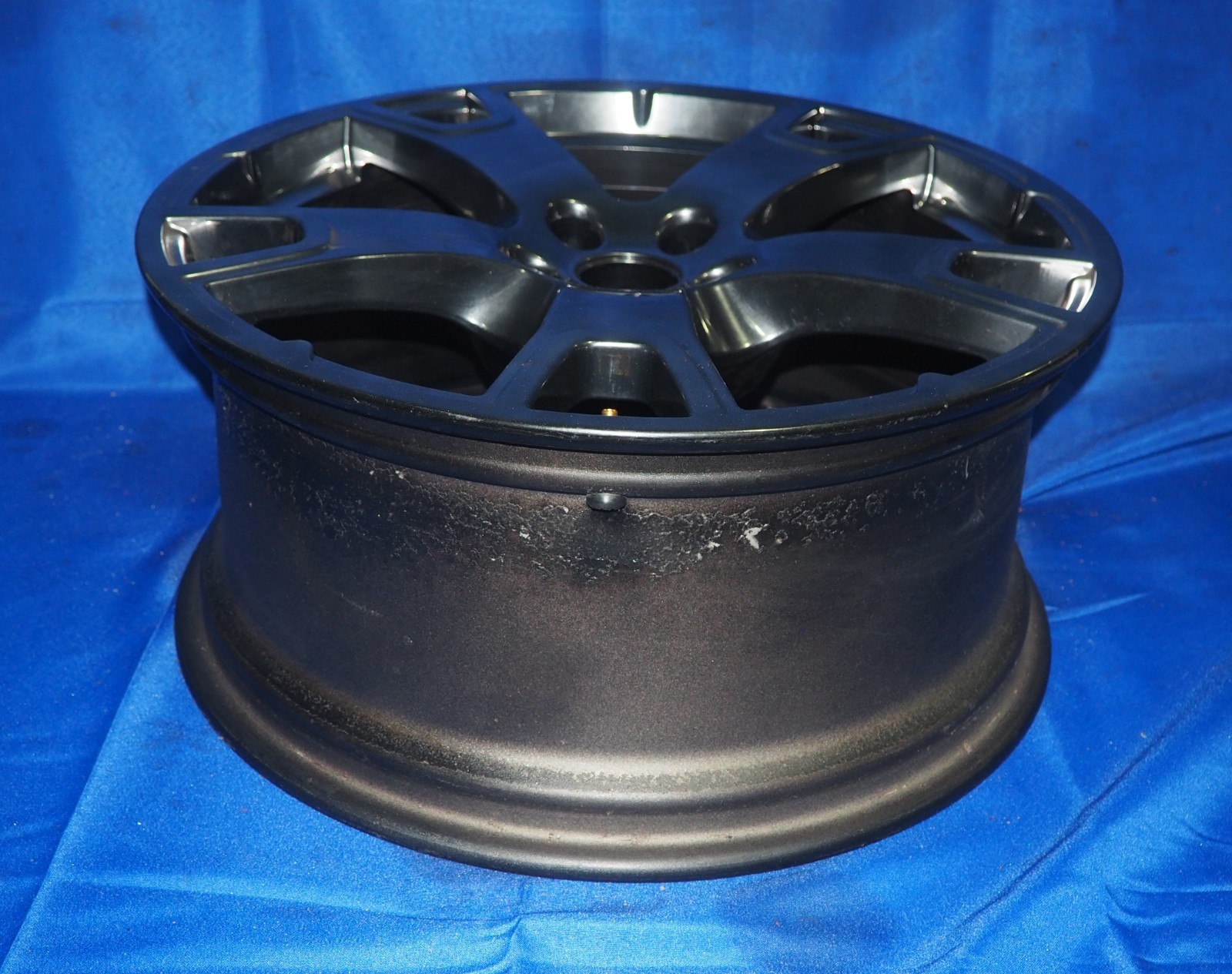 2017-2020 Maserati Levante 20" x 9" 5 Spoke Wheel Rim Nereo Glossy Grey OEM