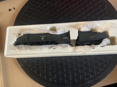 Hornby umbenannt umnummeriert 34065 Hurricane Pro Weathered DCC Code 03