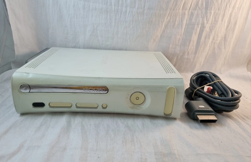 Microsoft Xbox 360 Console - RARE with NXE dashboard Read - Image 2 of 4