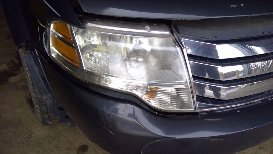 (LOCAL PICKUP ONLY) Rear Bumper With Park Assist Fits 08-09 TAURUS X 4306921 Foto 2 de 4