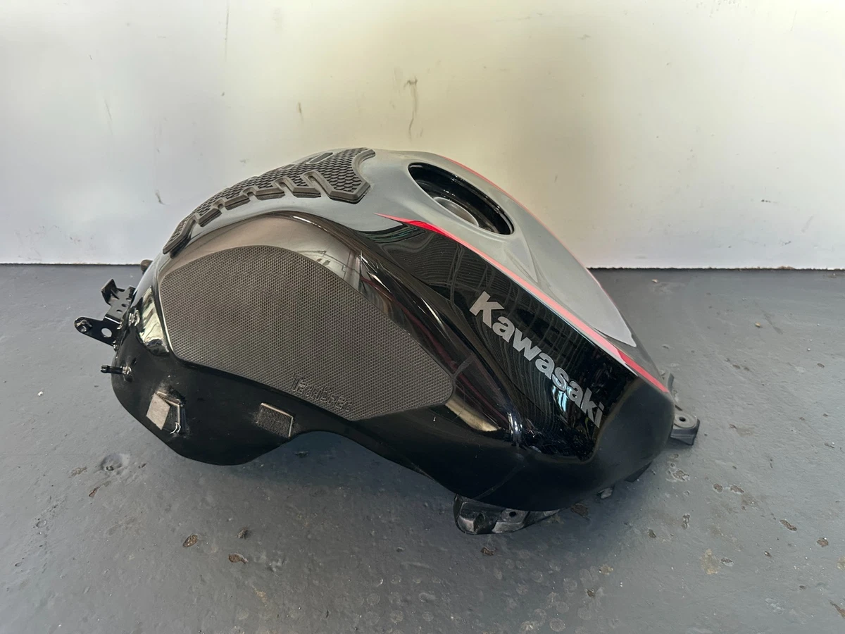 Gas Tanks for 2017 Kawasaki Ninja ZX6R for sale | eBay