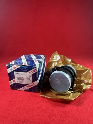 New In Box OEM Bosch Mass Air Sensor MAF 0280218390