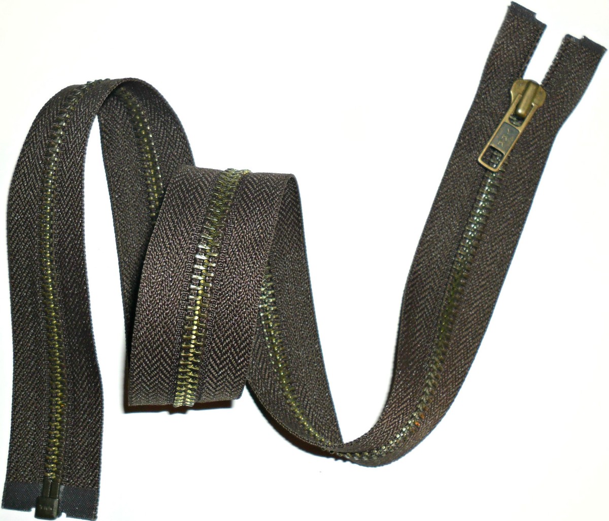 YKK ZIPS DARK BROWN WITH ANTIQUE BRASS TEETH, OPEN END NUMB 5