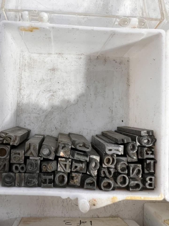 Lot  Letterpress Type Metal Printing Block Antique Alphabet Upper & numbers - Image 2 of 4