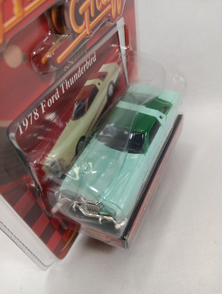 Motor Max AMERICAN GRAFFITI 1978 Ford Thunderbird Green Car