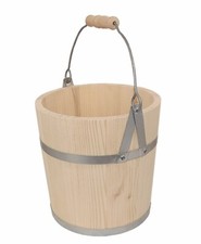 Wooden World - Wooden Bucket with Metal Handle 8 Litre