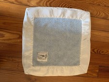 little giraffe baby blanket