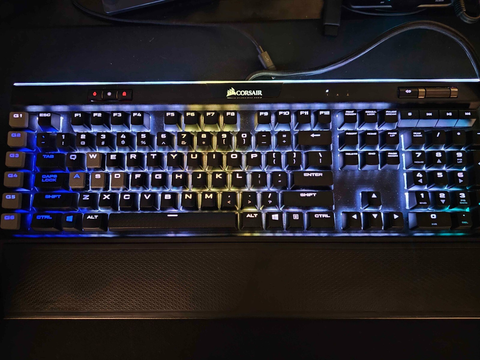 Used Corsair K95 RGB Platinum Mechanical Gaming Keyboard with Cherry MX Switches-image
