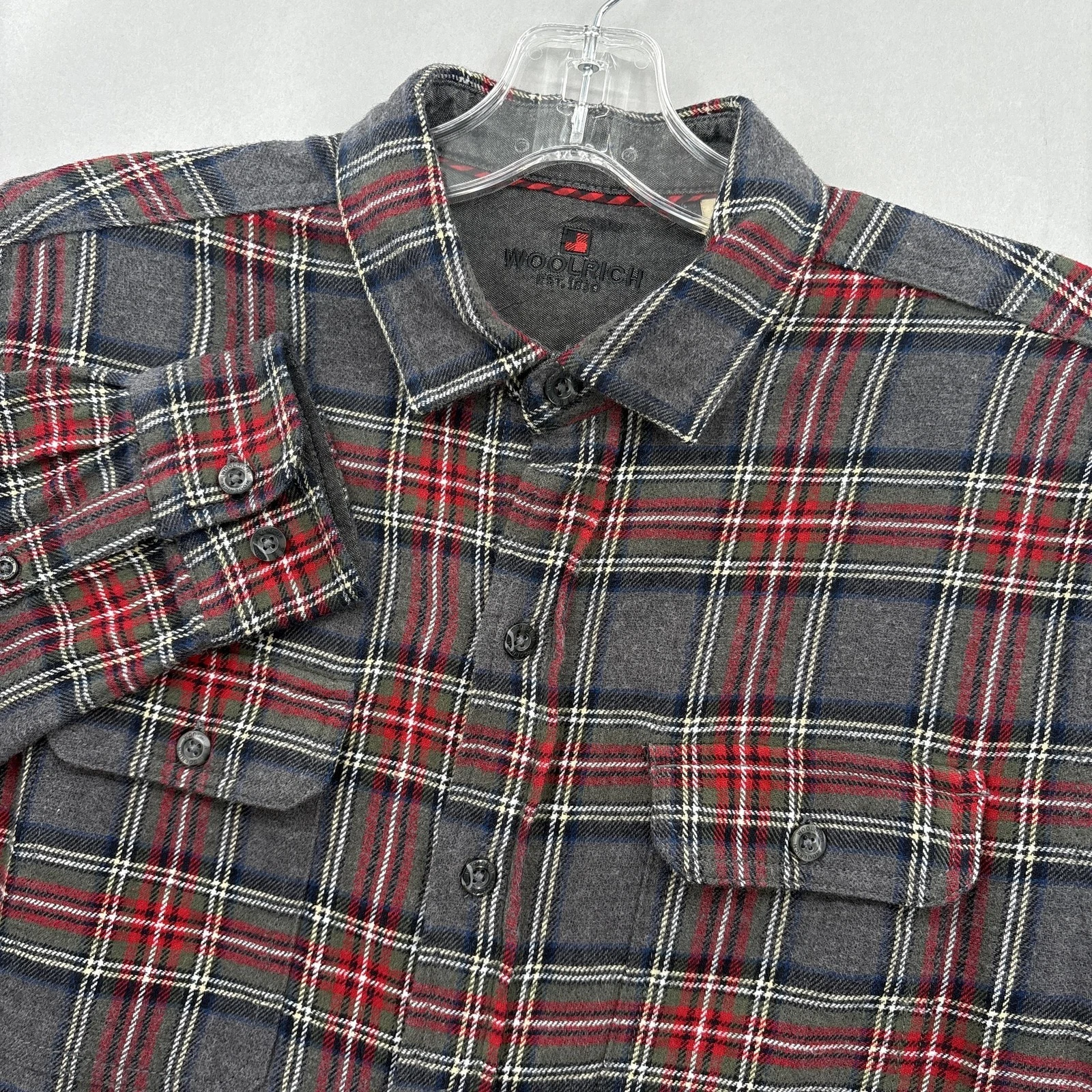 Woolrich Shirt Mens Medium Gray Red Plaid Flannel Button Up Long Sleeve Outdoor
