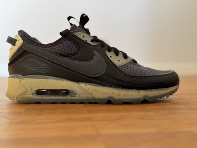 Nike Air Max 90 Terrascape Schwarz Größe 42 / 8,5 Neu!