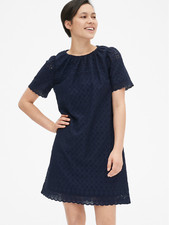 NWT Gap Eyelet Embroidered Shift Dress, Navy SIZE XS         #418588 W0624H