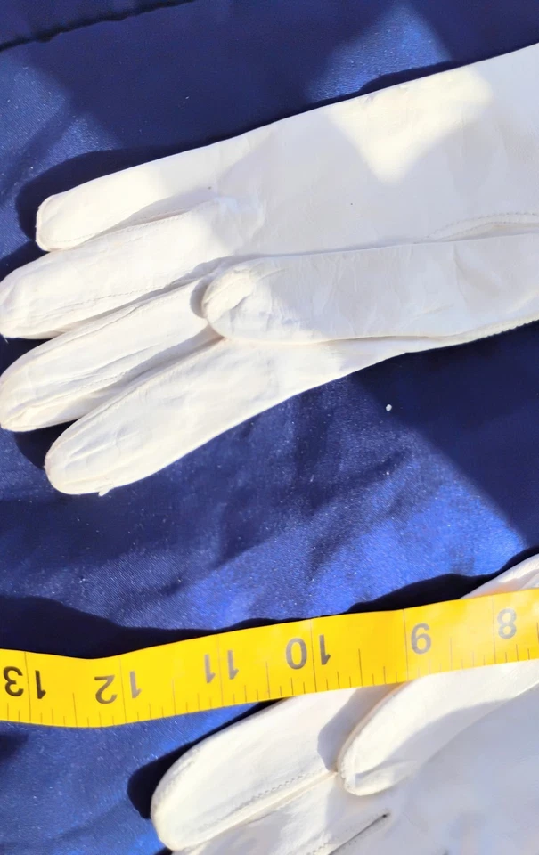 21 In Long White Kid Leather Gloves.5" White.Mink Cuff Wedding Mint  7.5 - Image 4 of 4