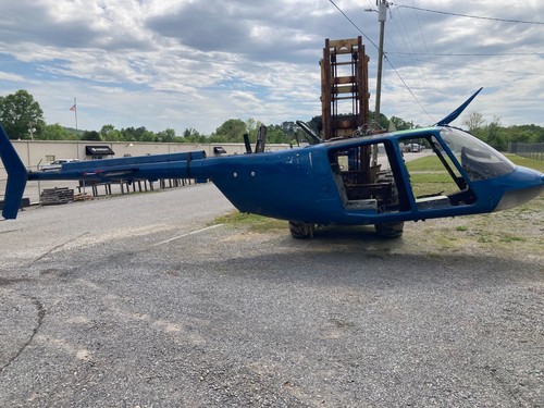 Bell OH-58  1971 Vietnam Era Helicopter Fuselage Display Movie Prop ◢TRUSTED