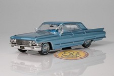 1962 Cadillac Sedan de Ville 1:64 MK Miniatures MK 62cadblu