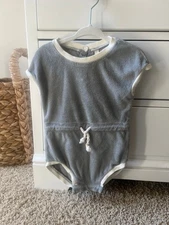 Quincy Mae Blue Terry Cloth blue and white Romper Size 12-18M see pictures