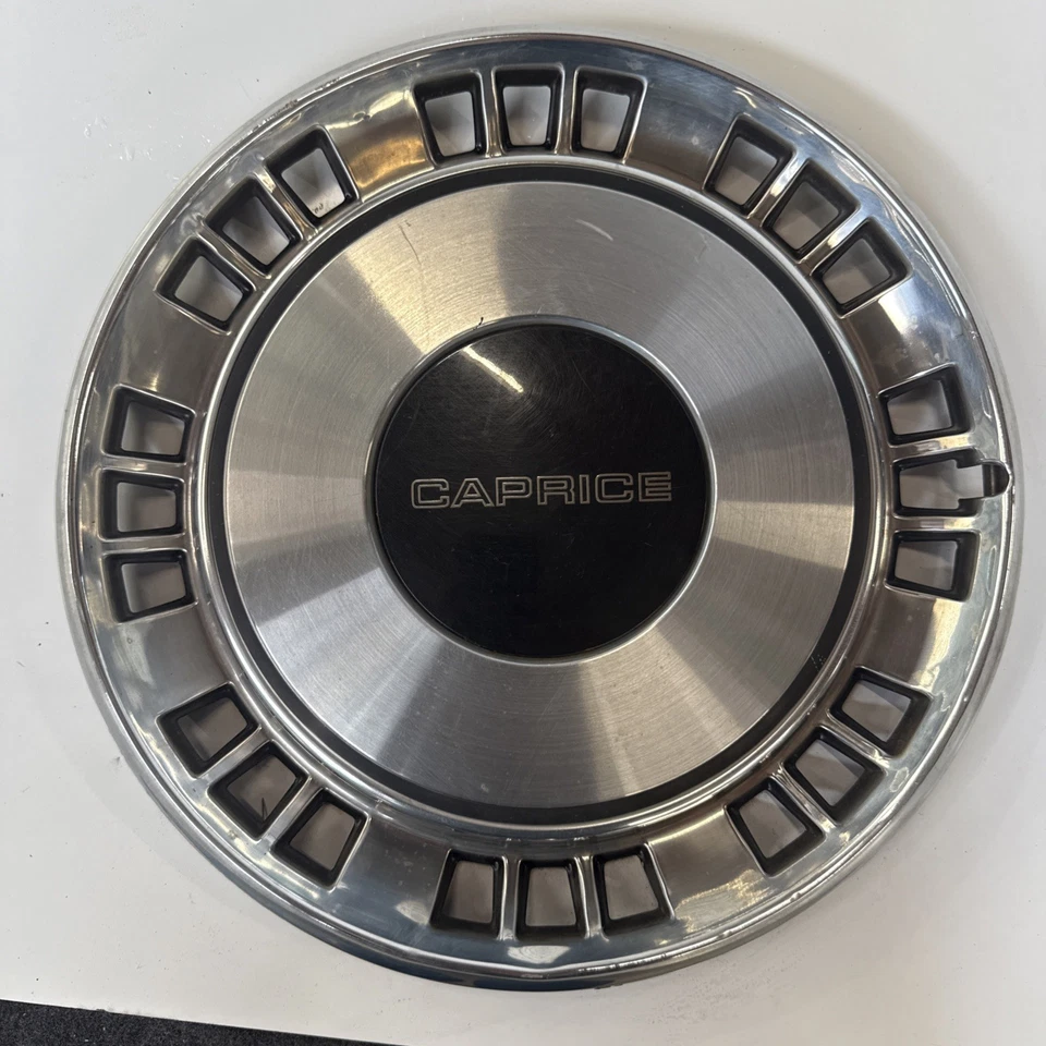 Одинарный колпак колеса 15 дюймов 1986 - 1987 Chevy Caprice - Изображение 2 из 3