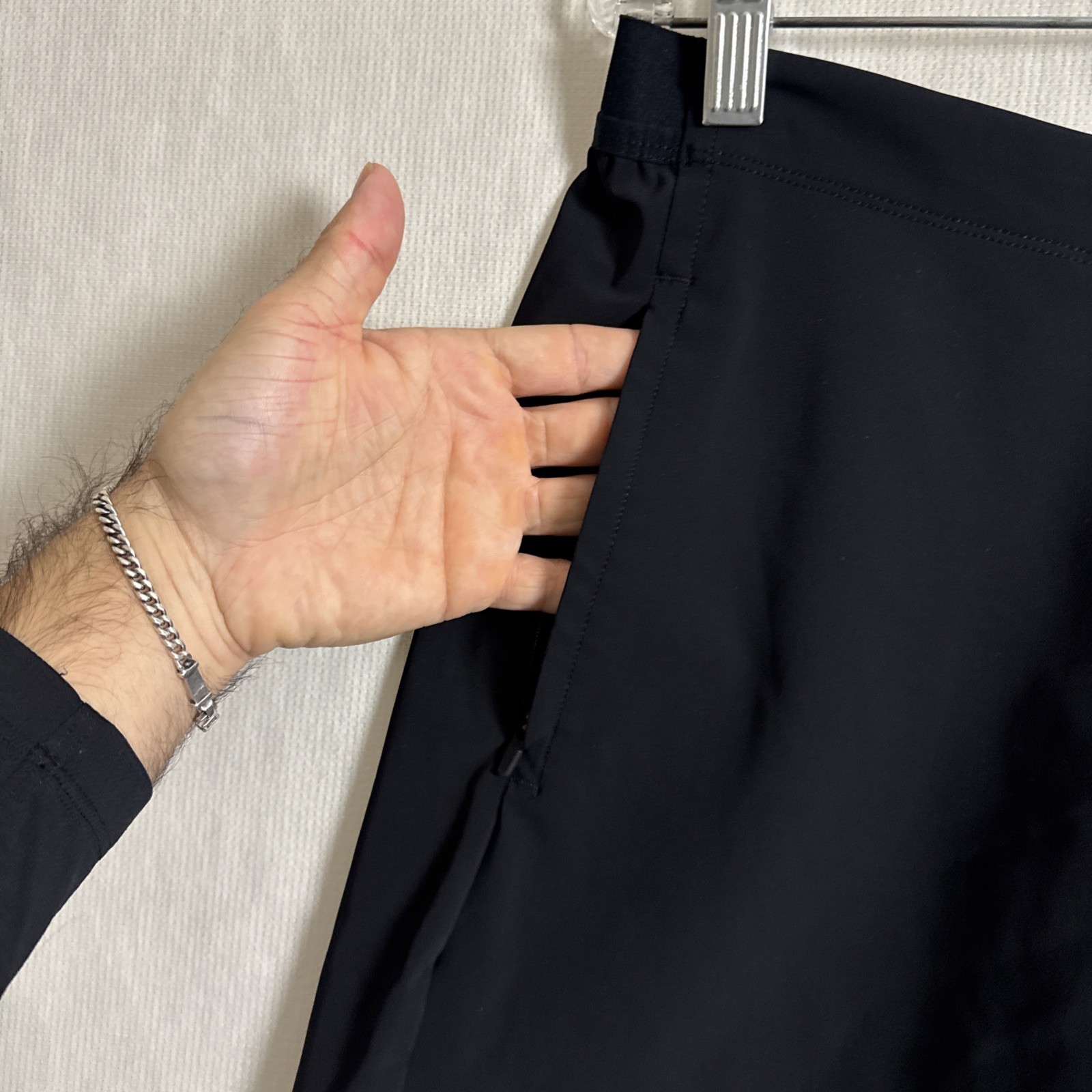 Nobull Men's Large Solid Black Linerless Drawstri… - image 4