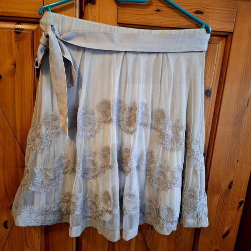 YAYA Rock gr S Damen Spitze Grau Neuwertig !