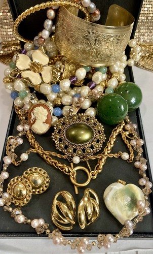 Lotto bigiotteria costume vintage Estate! MONET, TRIFARI e altro ancora!