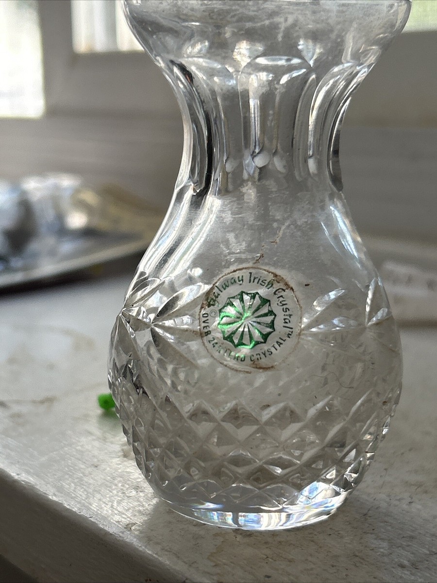 GALWAY IRISH CRYSTAL Galway 3 1/2” High Irish 24% Lead Crystal Vase With Original