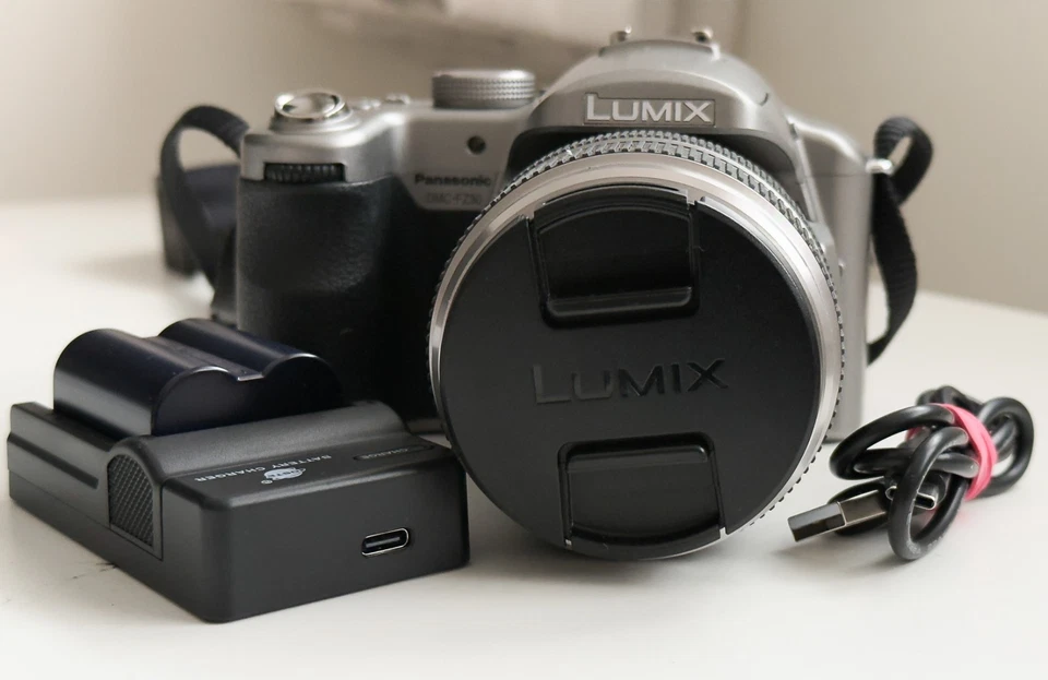 Panasonic Lumix DMC-FZ30, photo 1 of 5