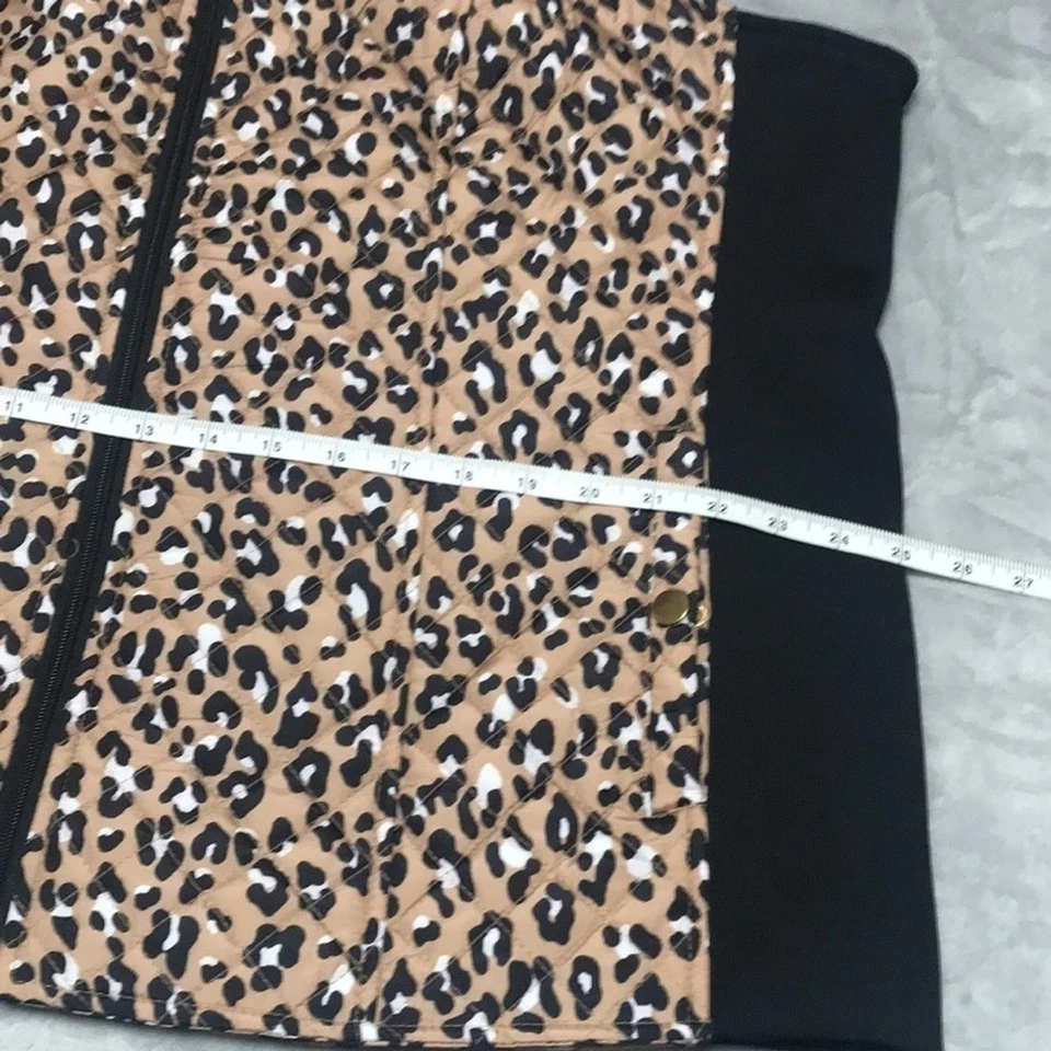Plus Size Animal Print Women’s Kim Rogers Tan & Black Quilted Vest 1X - Image 4 of 4