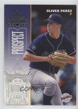 2003 Donruss Champions Prospect Oliver Perez #217 1z7