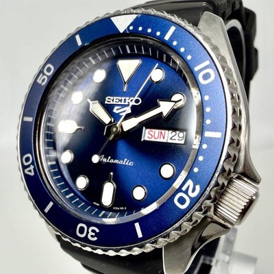 Seiko 5 Sports Diver's Watch 43mm Automatic Blue Dial Scratch-Free Condition