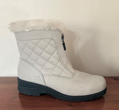 BOSTON ACCENT GREY  BOOTS, FRONT  ZIP,  FAUX FUR  LINED WOMEN'S 9
