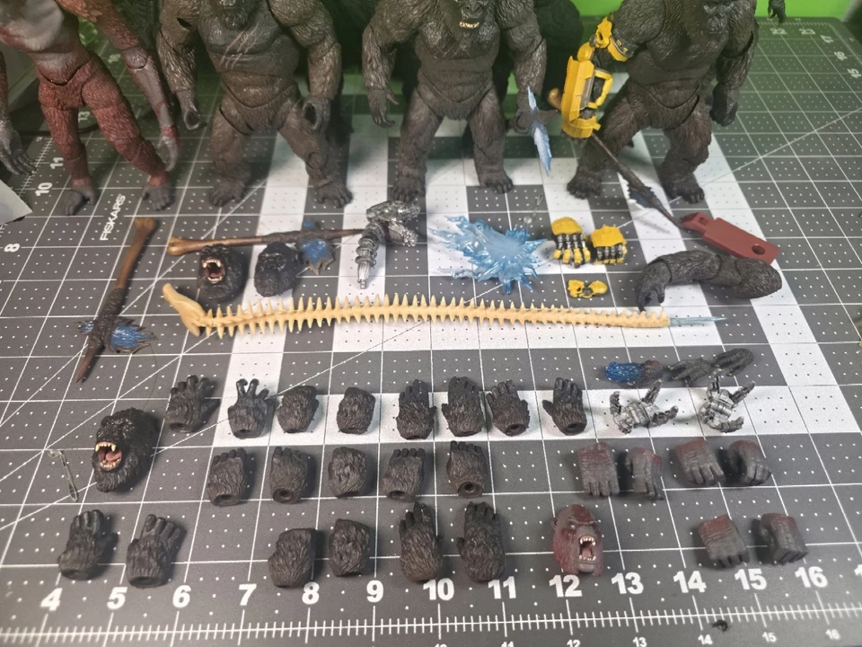 LOTE de 8 peças S. H. MonsterArts Godzilla Monsterverse - Imagem 2 de 4