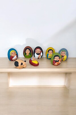 Vintage 8 Piece Peruvian Folk Art Clay Handcrafted Nativity Set
