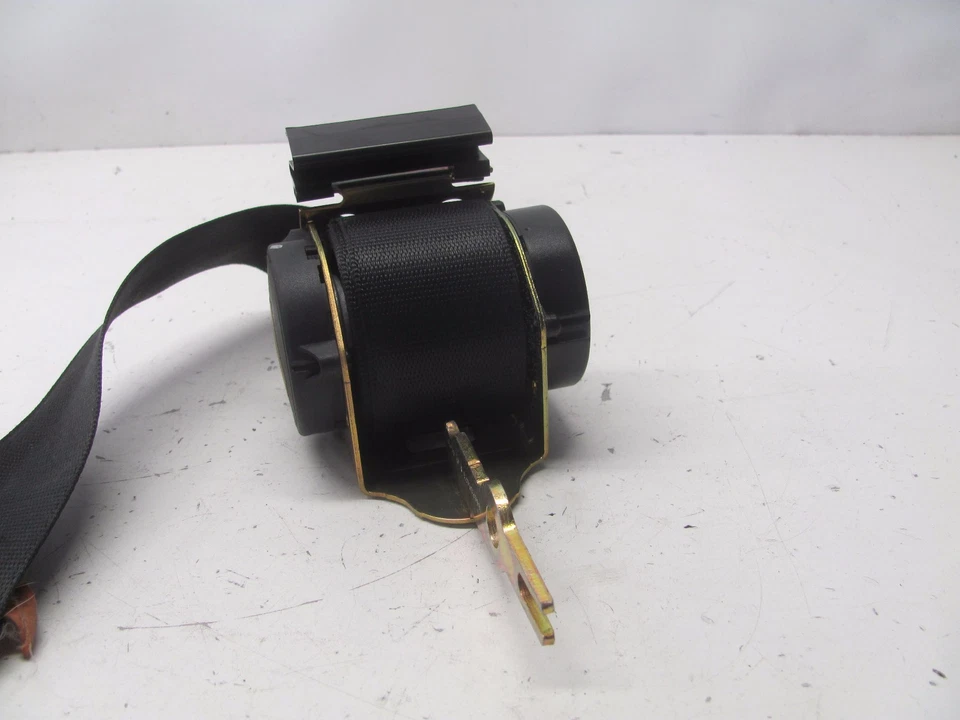 BMW 328i E46 1999-2000 retractor de cinturón de seguridad trasero izquierdo negro OEM KM607204 Foto 4 de 4