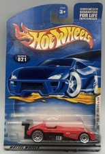 Hot Wheels 2001 First Editions Panoz LMP-1 Roadster S Red Collector #021 2000