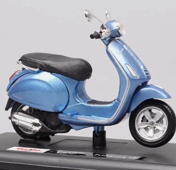 1:18 Scales Maisto Vespa primavera 150 motorcycle scooter diecast bike toy model