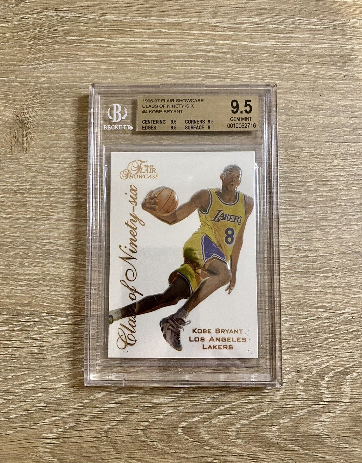 1996-97 Flair Showcase KOBE BRYANT Class of '96 #4 BGS 9.5 Lakers Rookie RC