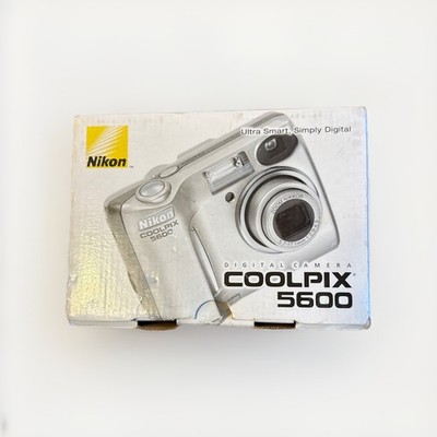 Nikon Coolpix 5600 Compact Digital Camera 5.1 MP W/ Box CD Manual Cords