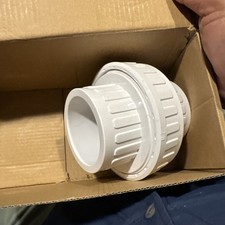 2 PVC Union Coupling Solvent Threaded With Seal NEW 2 Inch T29